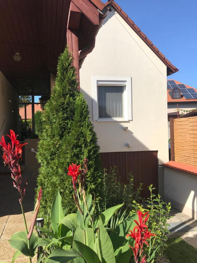 Apartman Tinasol Mosonmagyaróvár Екстериор снимка