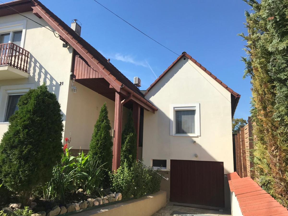 Apartman Tinasol Mosonmagyaróvár Екстериор снимка