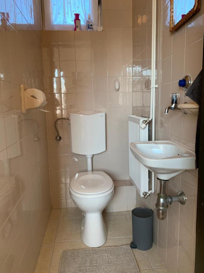 Apartman Tinasol Mosonmagyaróvár Екстериор снимка