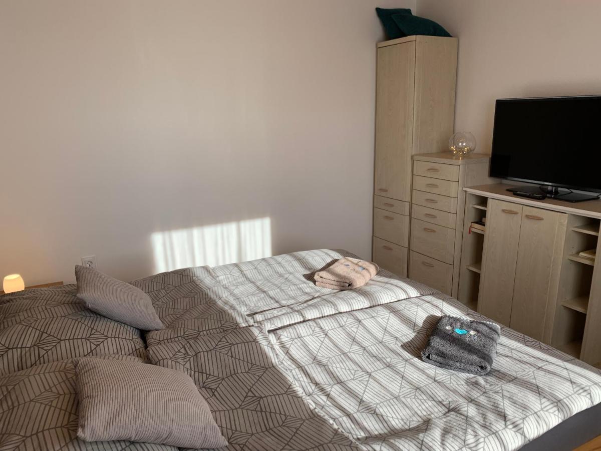 Apartman Tinasol Mosonmagyaróvár Екстериор снимка