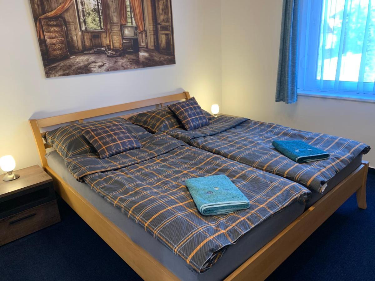 Apartman Tinasol Mosonmagyaróvár Екстериор снимка
