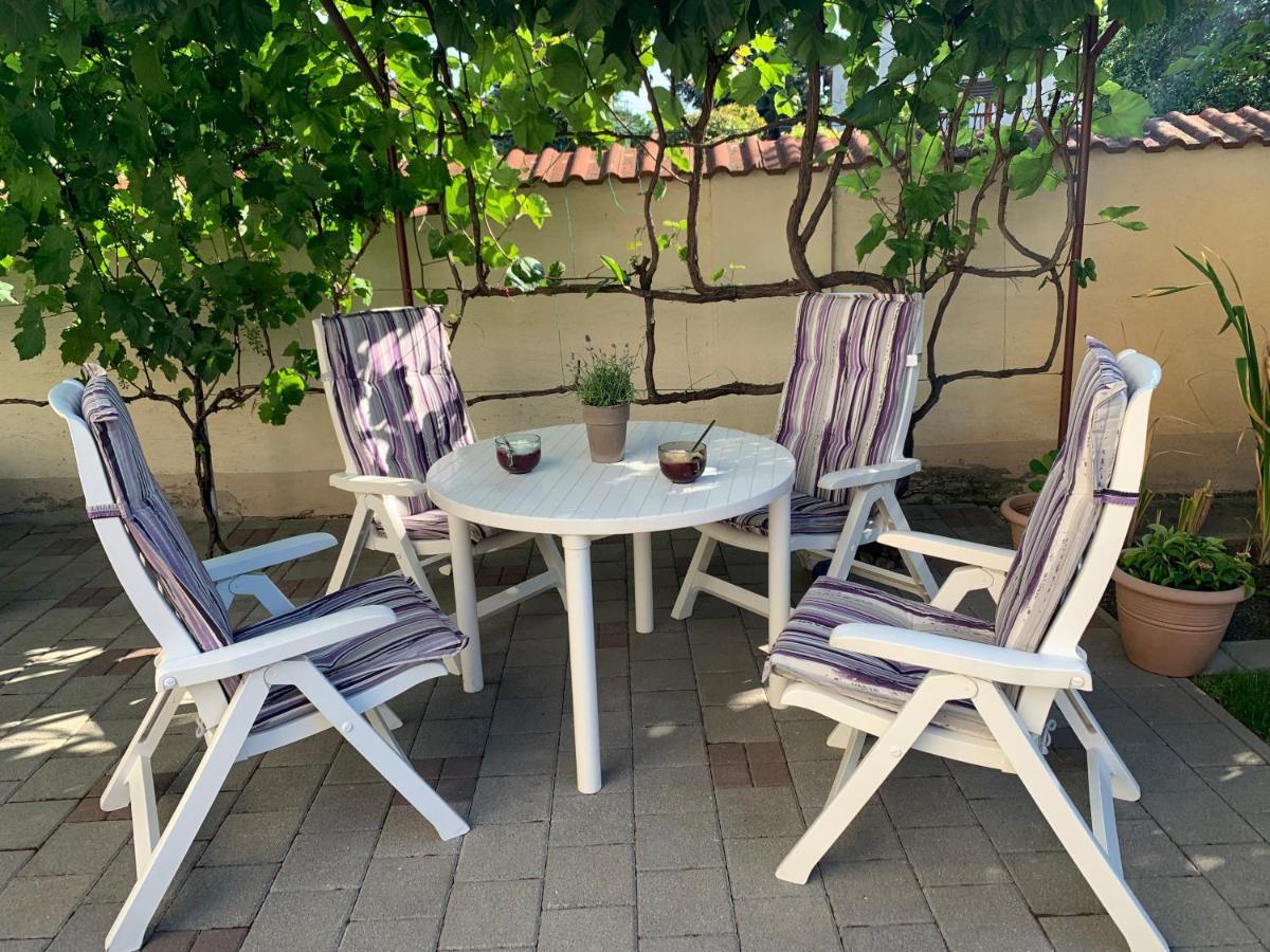 Apartman Tinasol Mosonmagyaróvár Екстериор снимка