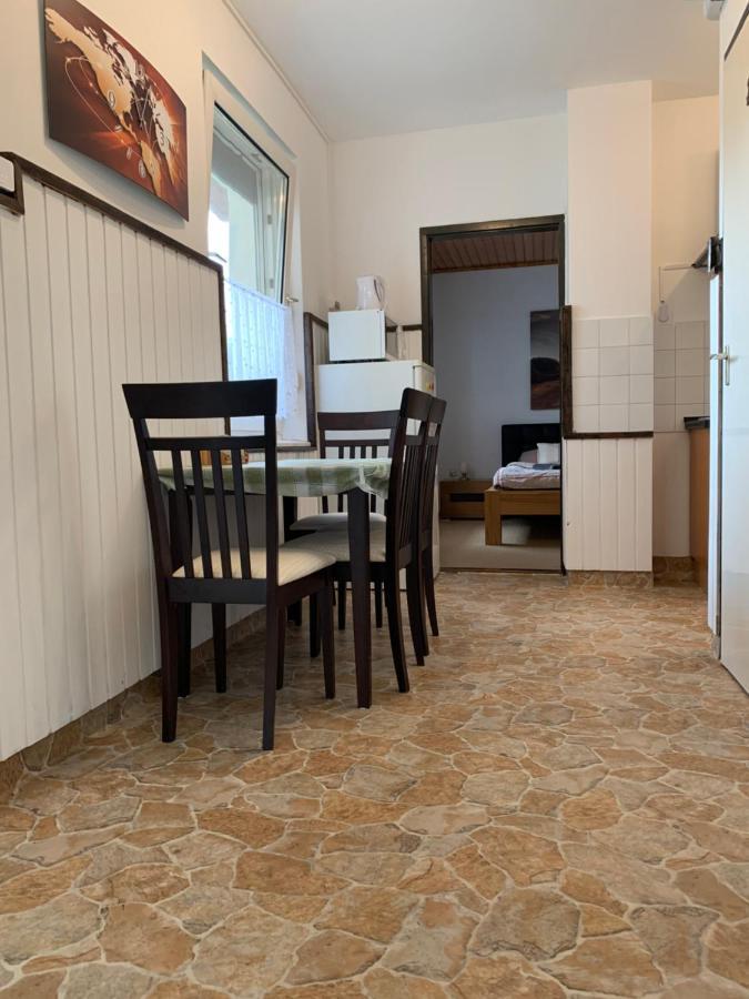 Apartman Tinasol Mosonmagyaróvár Екстериор снимка